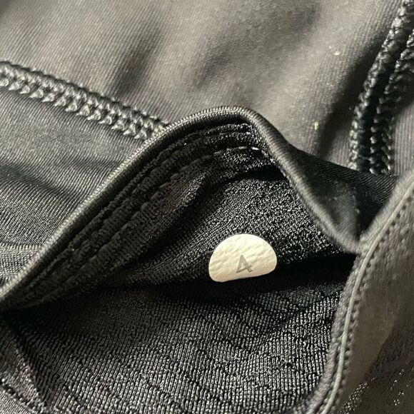 Lululemon Biker Shorts Gym Shorts Black and Gray Size 4 - Picture 4 of 8